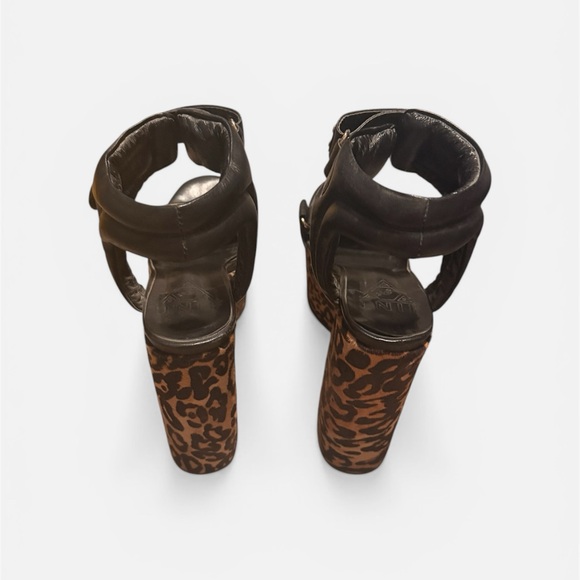 UNIF Goner Leopard Print Platform Heels Size 8 - Picture 11 of 12